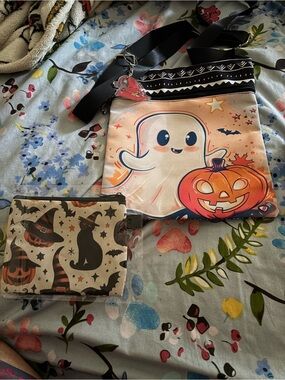 Cute Ghost light weight cloth cross body free change purse purse 8x9